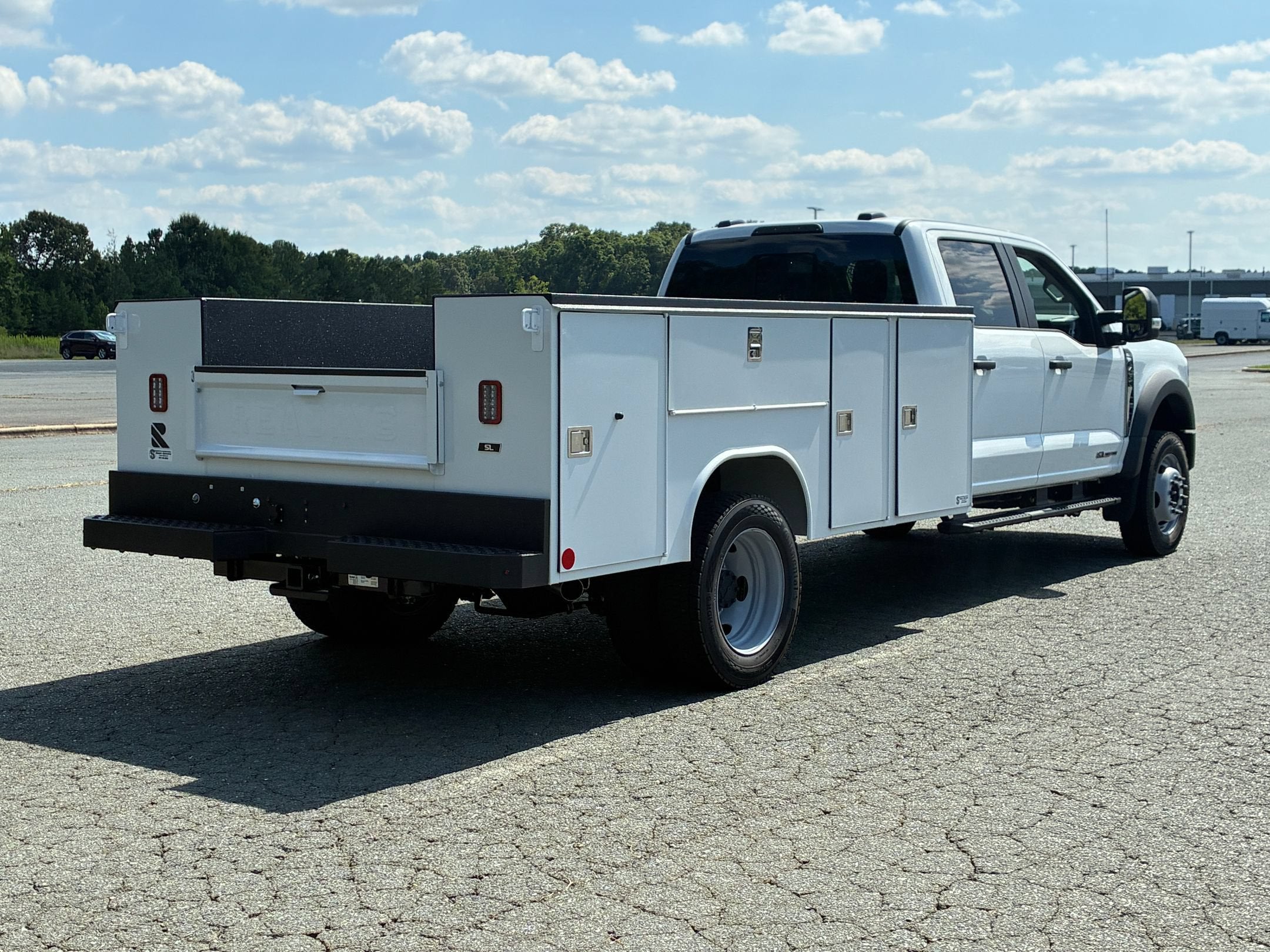 2026 Ford Super Duty F-450 DRW XL