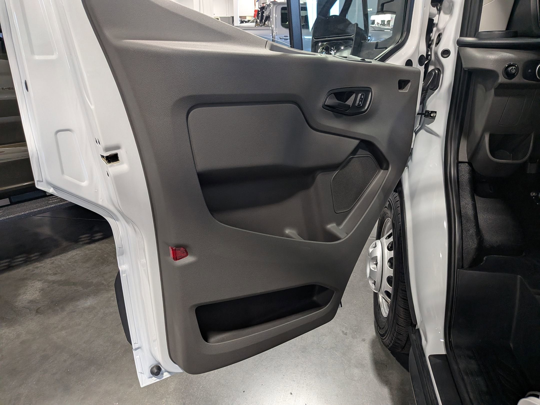 2025 Ford Transit Cutaway Base