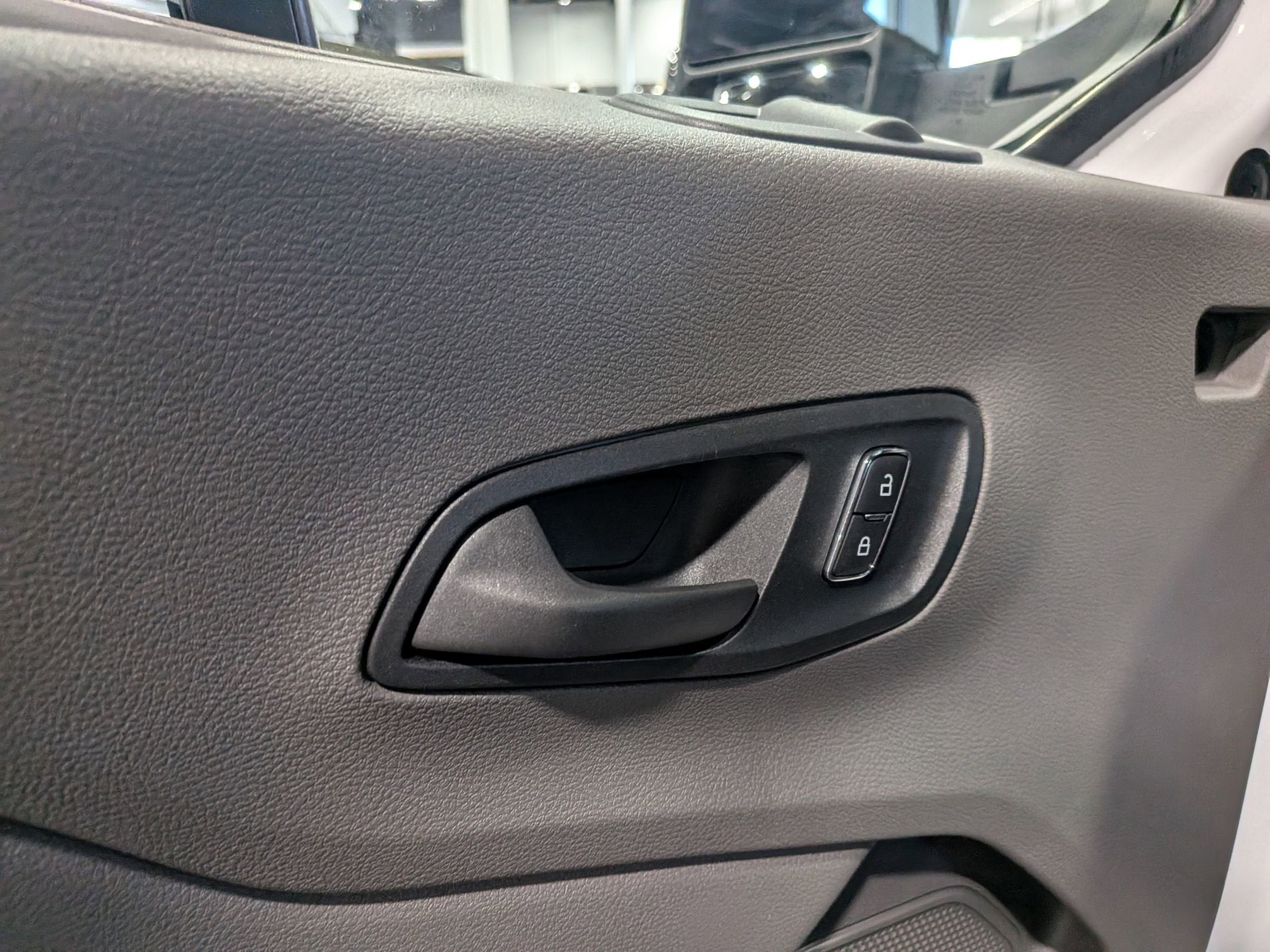 2025 Ford Transit Cutaway Base