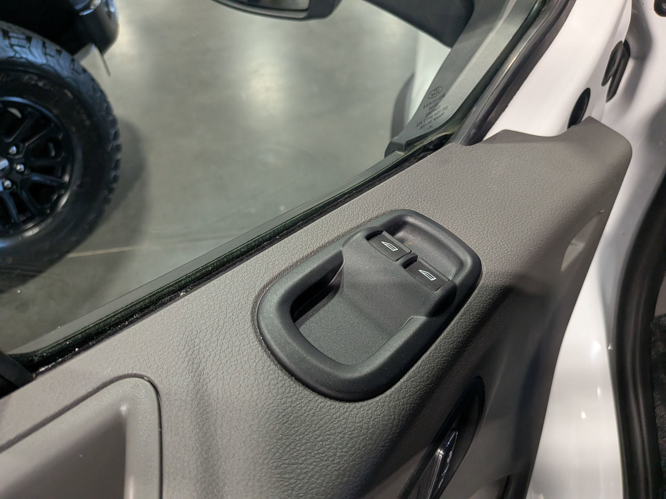 2025 Ford Transit Cutaway Base