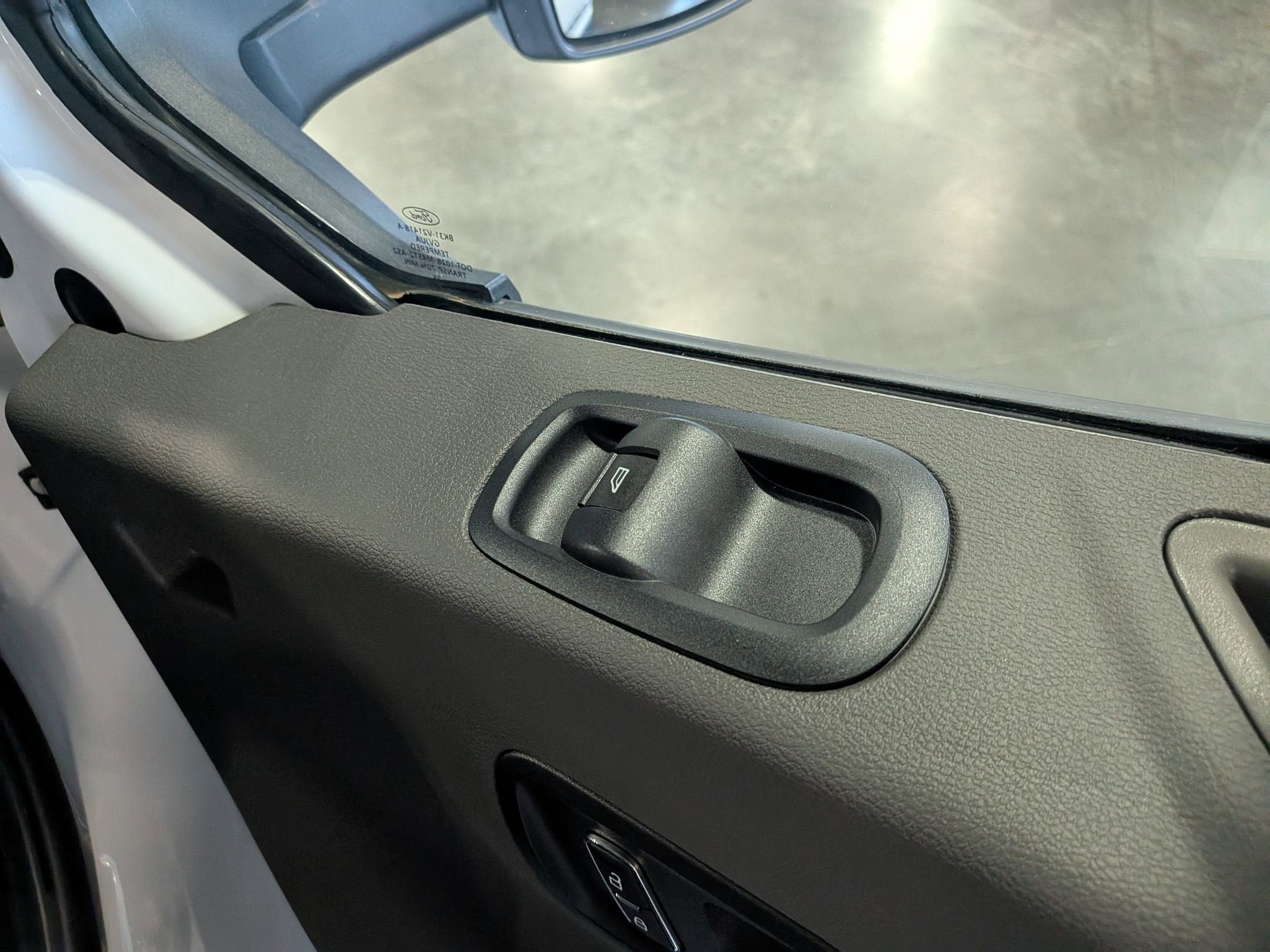 2025 Ford Transit Cutaway Base