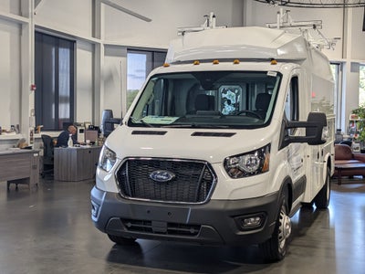 2025 Ford Transit Cutaway Base