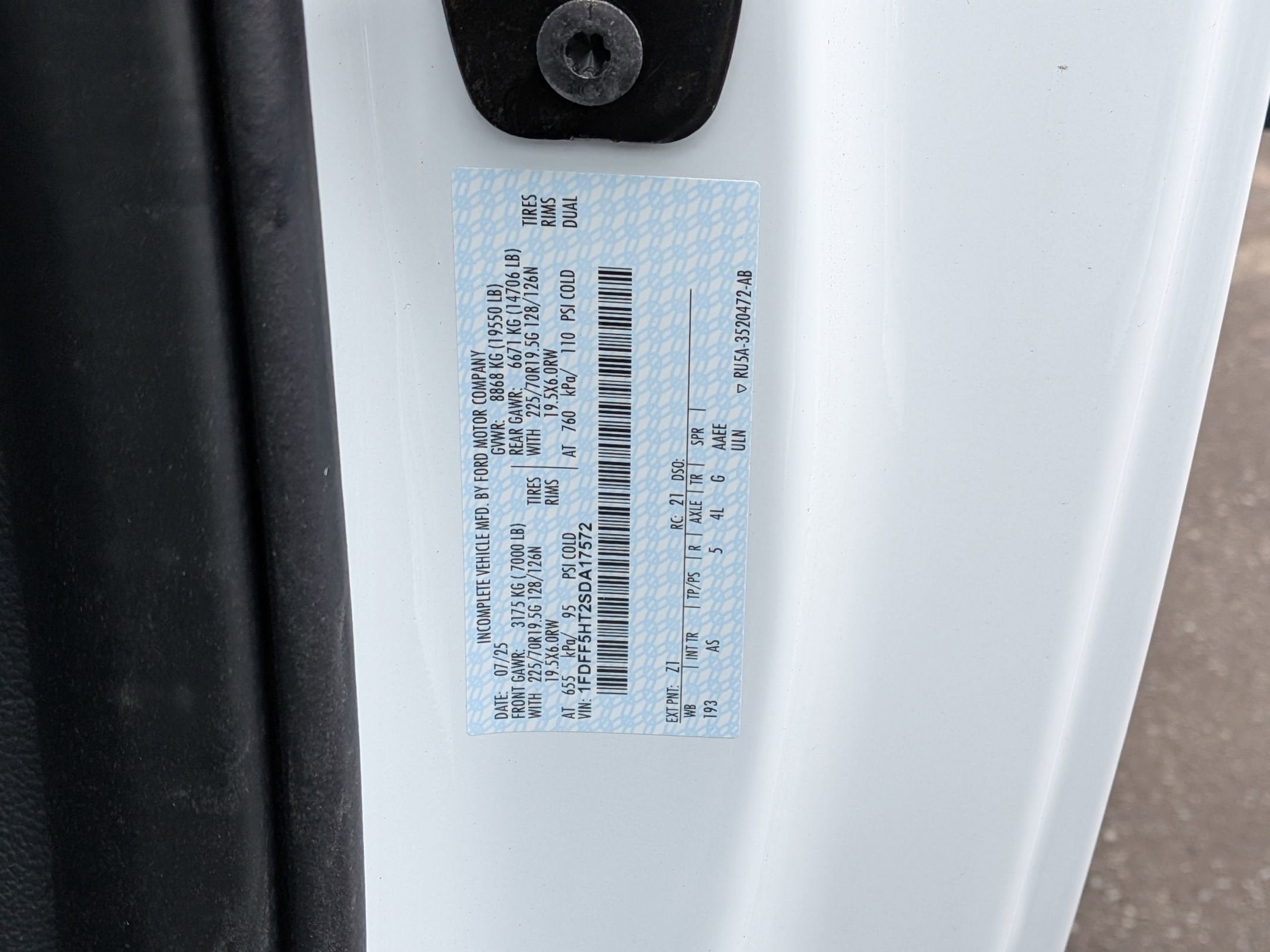 2025 Ford Super Duty F-550 DRW XL