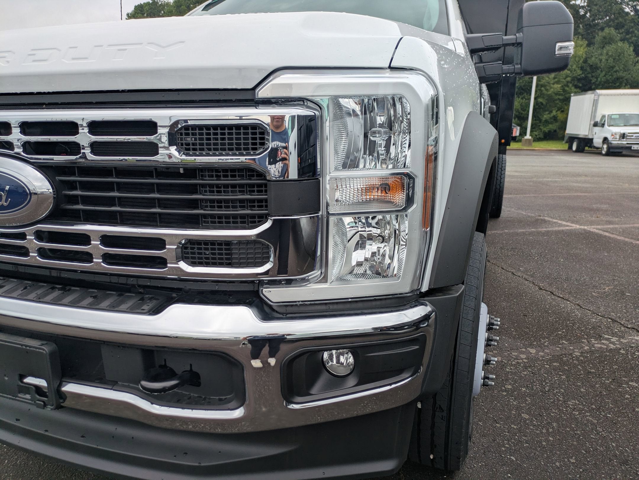 2025 Ford Super Duty F-600 DRW XL
