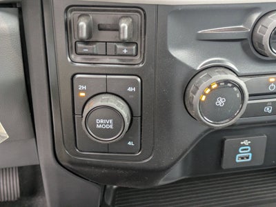 2025 Ford Super Duty F-600 DRW XL