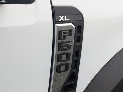 2025 Ford Super Duty F-600 DRW XL