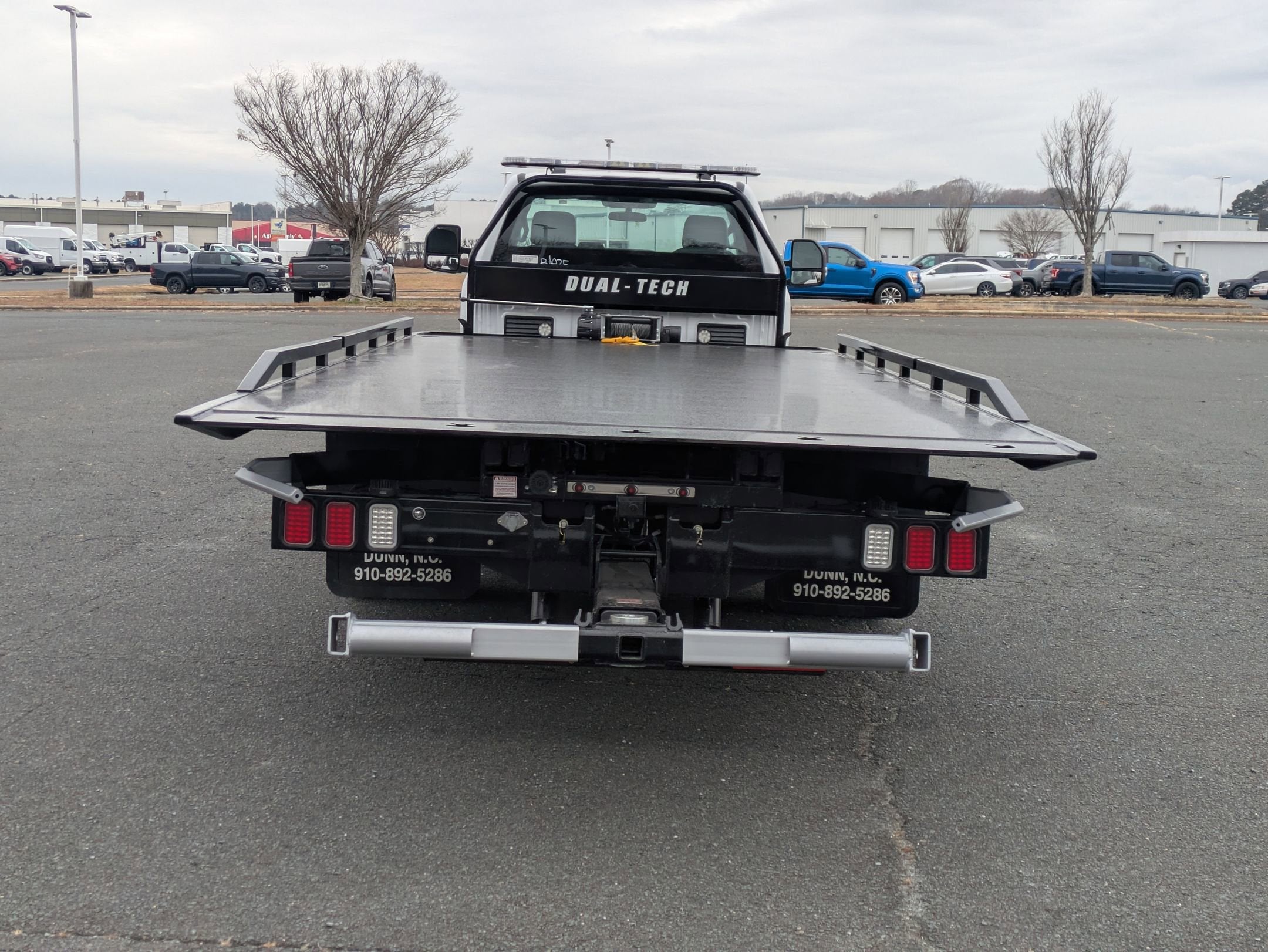 2025 Ford Super Duty F-600 DRW XL