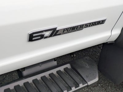 2025 Ford Super Duty F-600 DRW XL