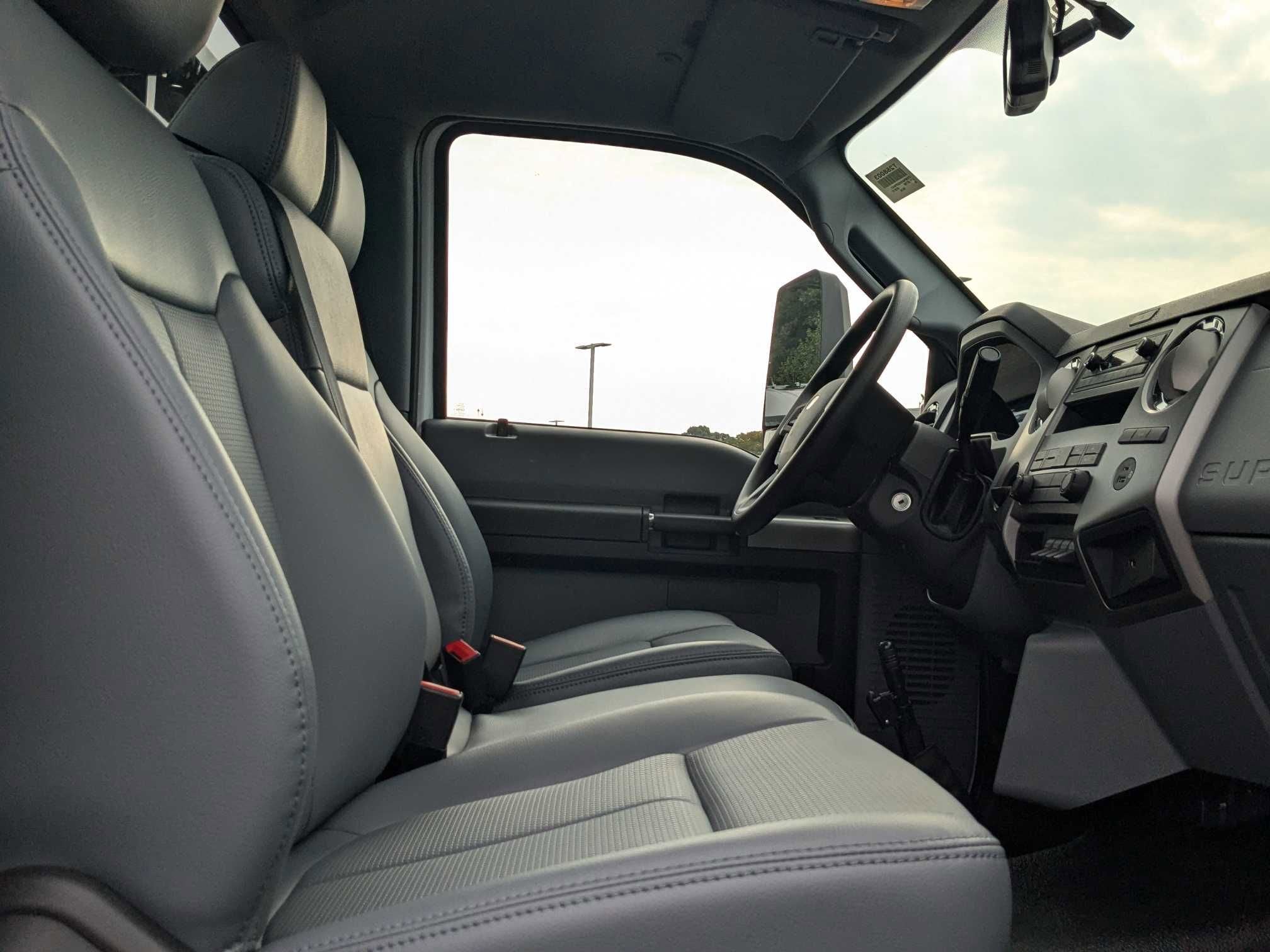 2025 Ford F-650SD Base 16ft Flatbed