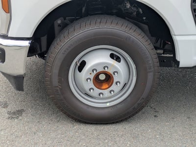2025 Ford Super Duty F-350 DRW XL