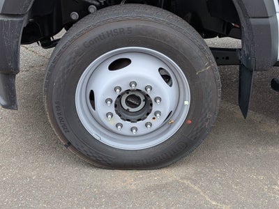 2025 Ford Super Duty F-550 DRW XL