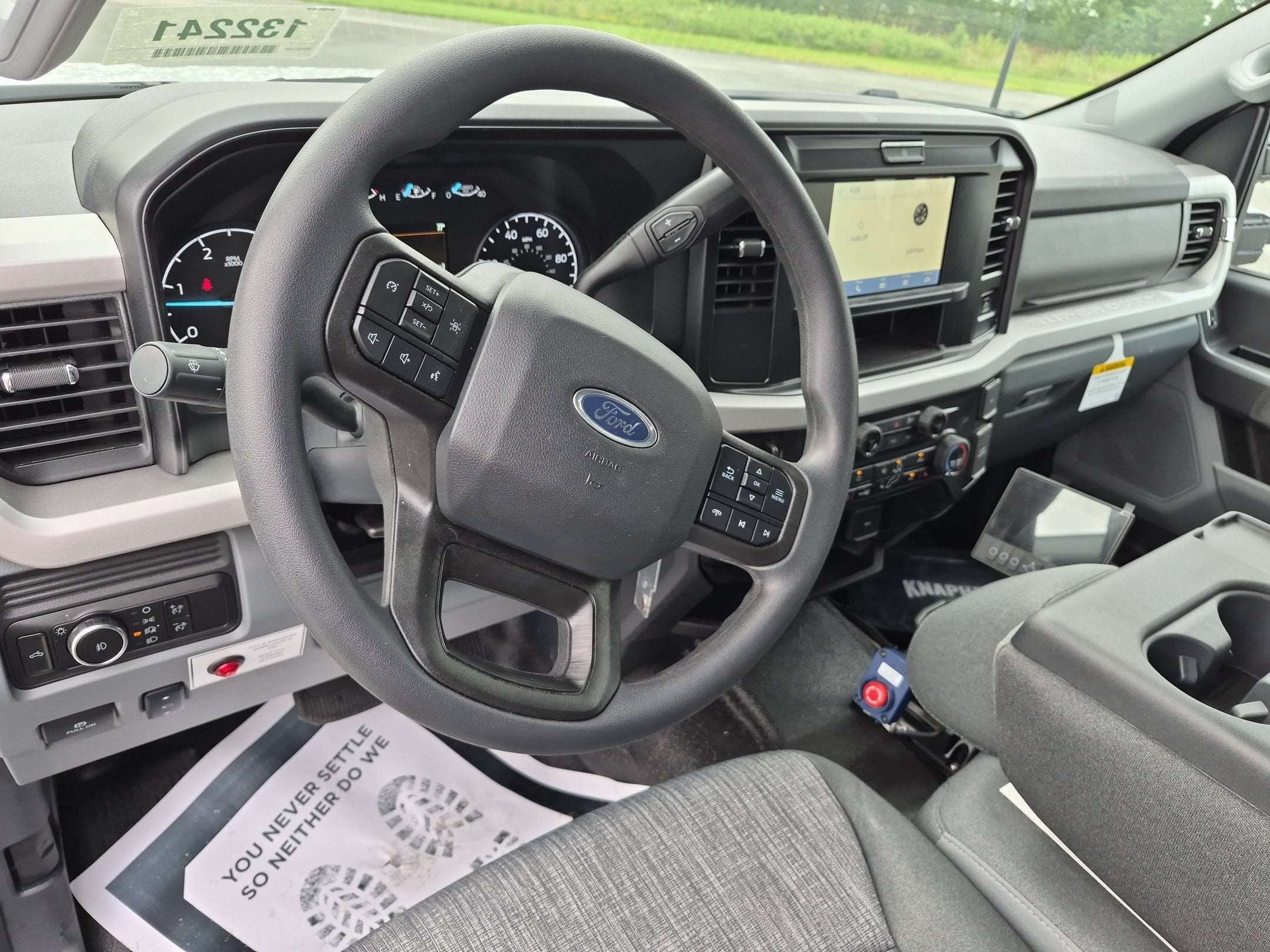 2026 Ford Super Duty F-550 DRW XLT