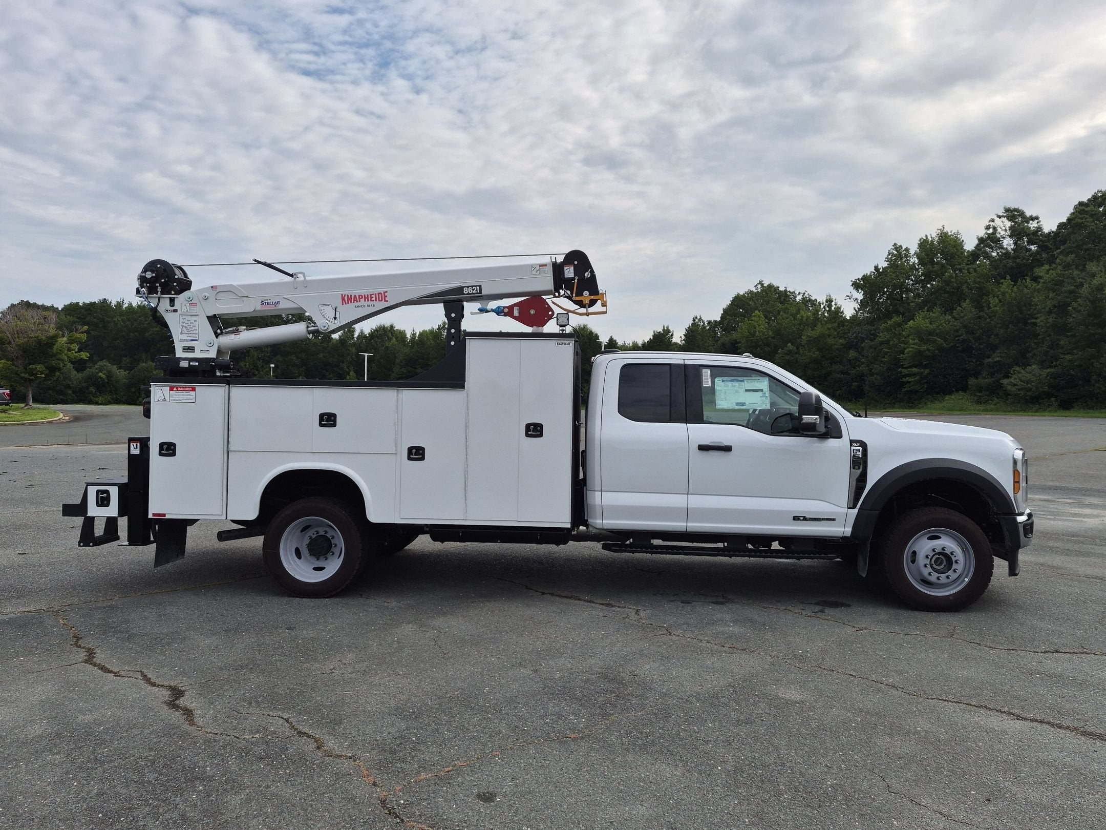 2026 Ford Super Duty F-550 DRW XLT