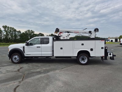 2026 Ford Super Duty F-550 DRW XLT