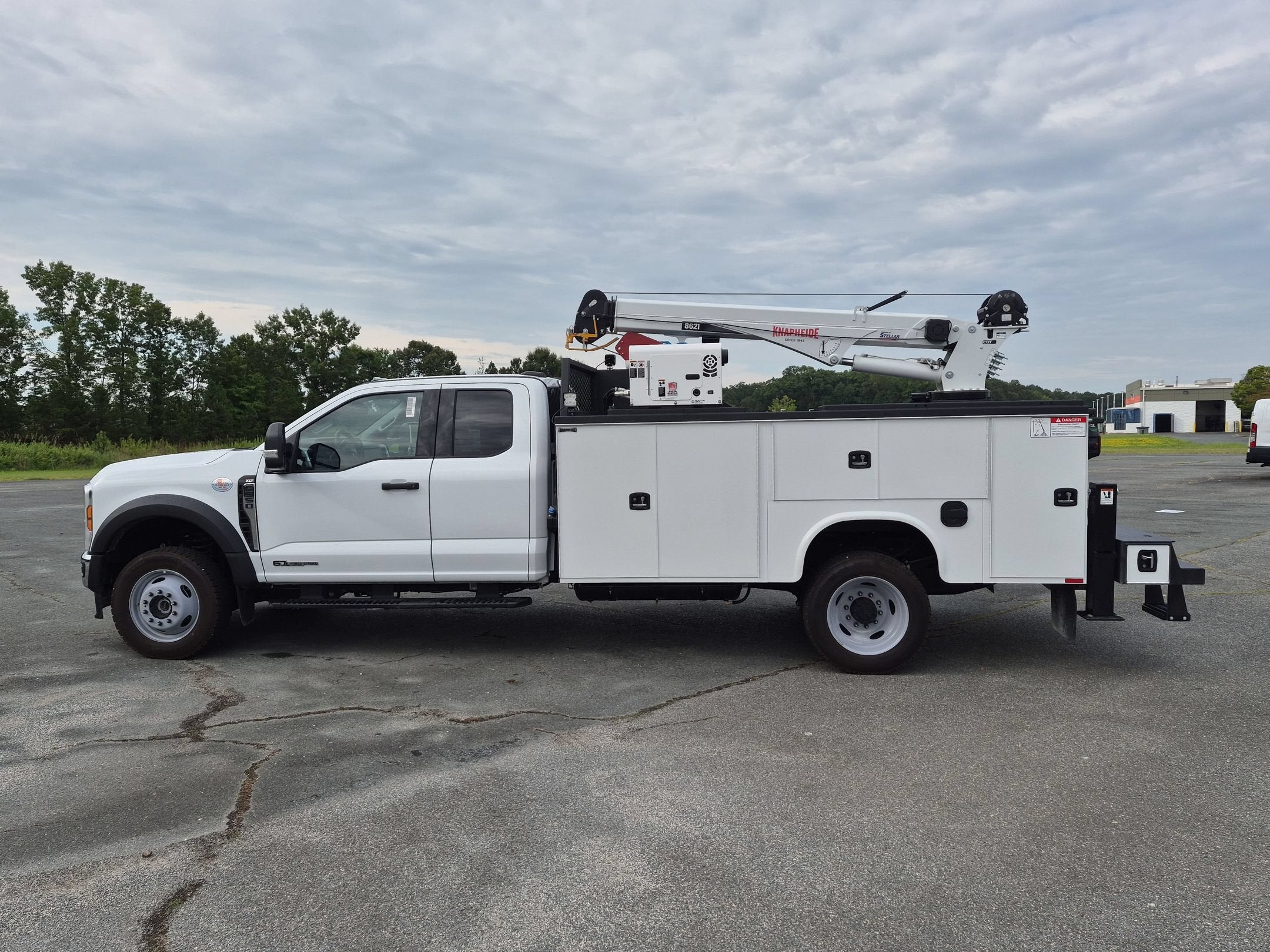 2026 Ford Super Duty F-550 DRW XLT