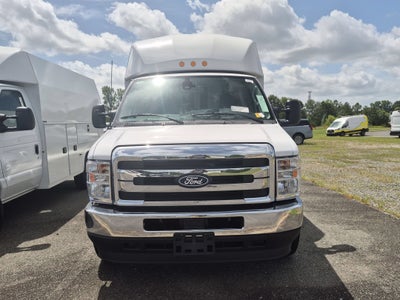 2026 Ford E-Series Cutaway Base