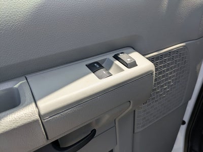 2026 Ford E-Series Cutaway Base