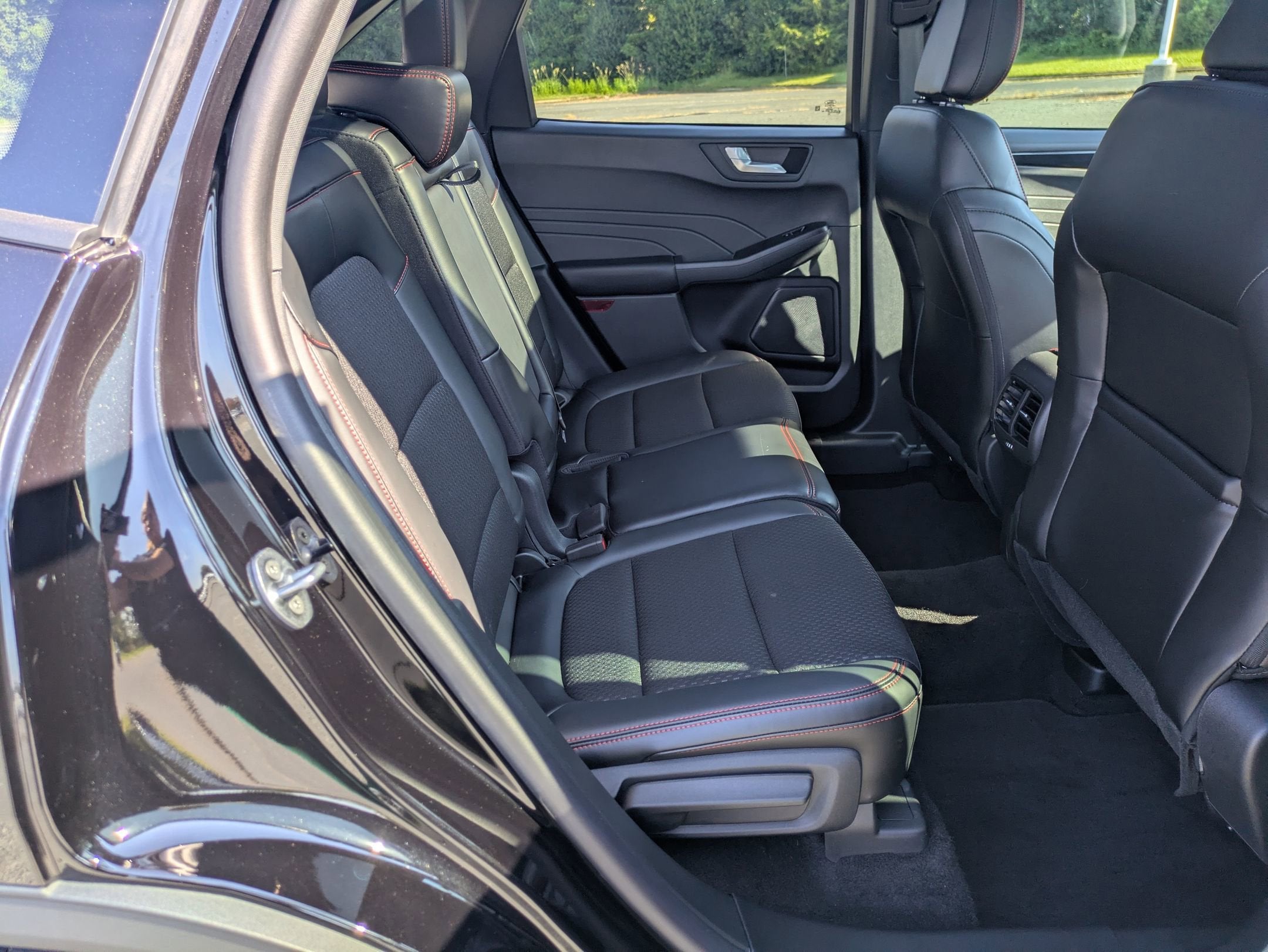 2025 Ford Escape ST-Line - Crossroads Courtesy Demo