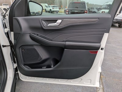 2026 Ford Escape Platinum