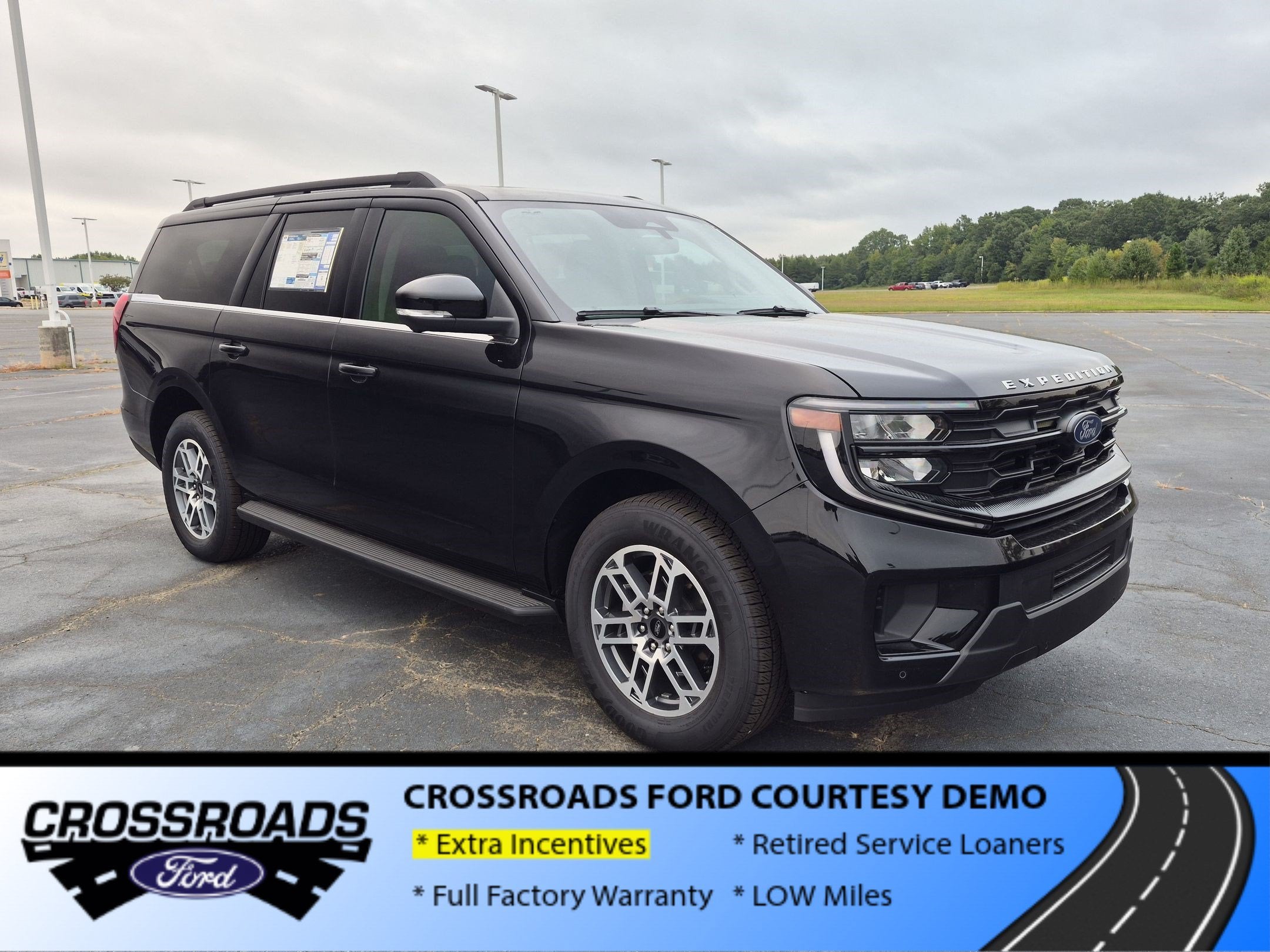 2026 Ford Expedition Max Active - Crossroads Courtesy Demo