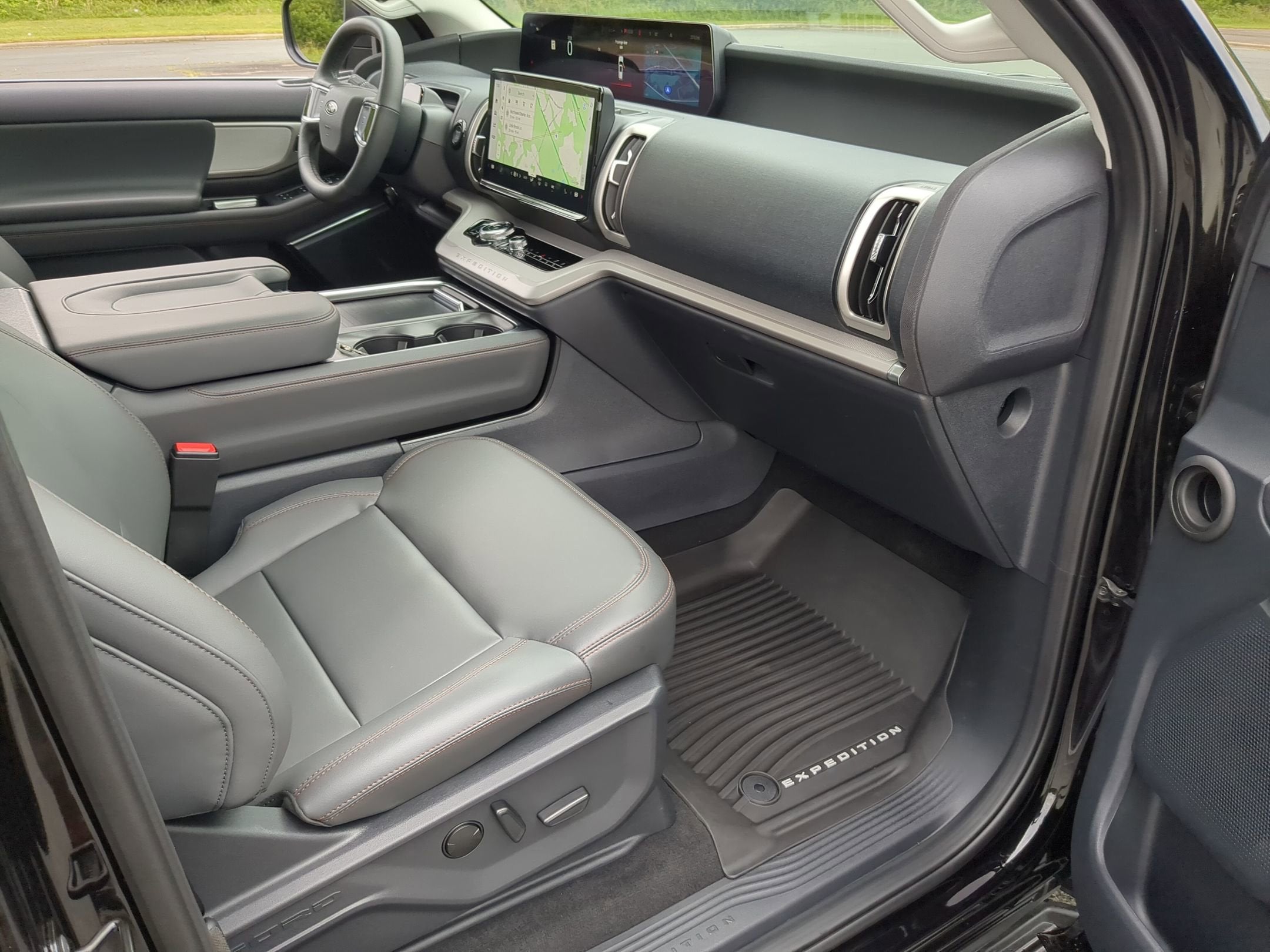 2025 Ford Expedition Max Active - Crossroads Courtesy Demo