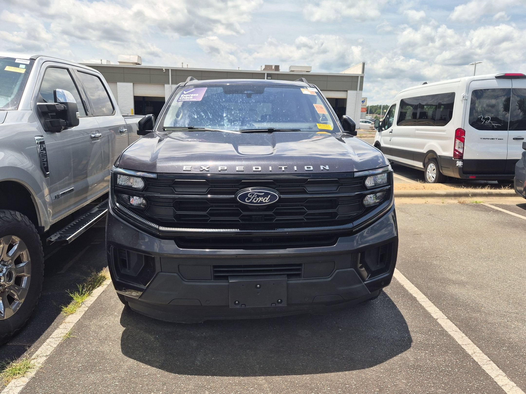 2025 Ford Expedition Active