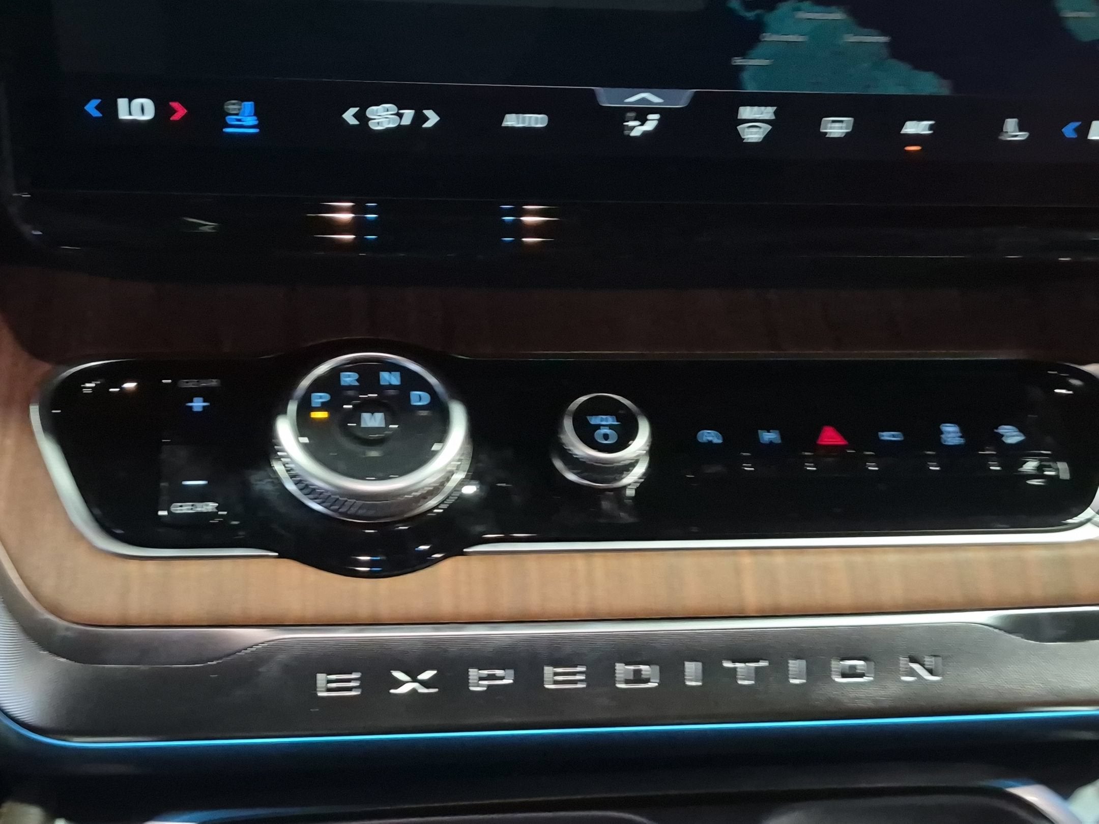 2027 Ford Expedition King Ranch