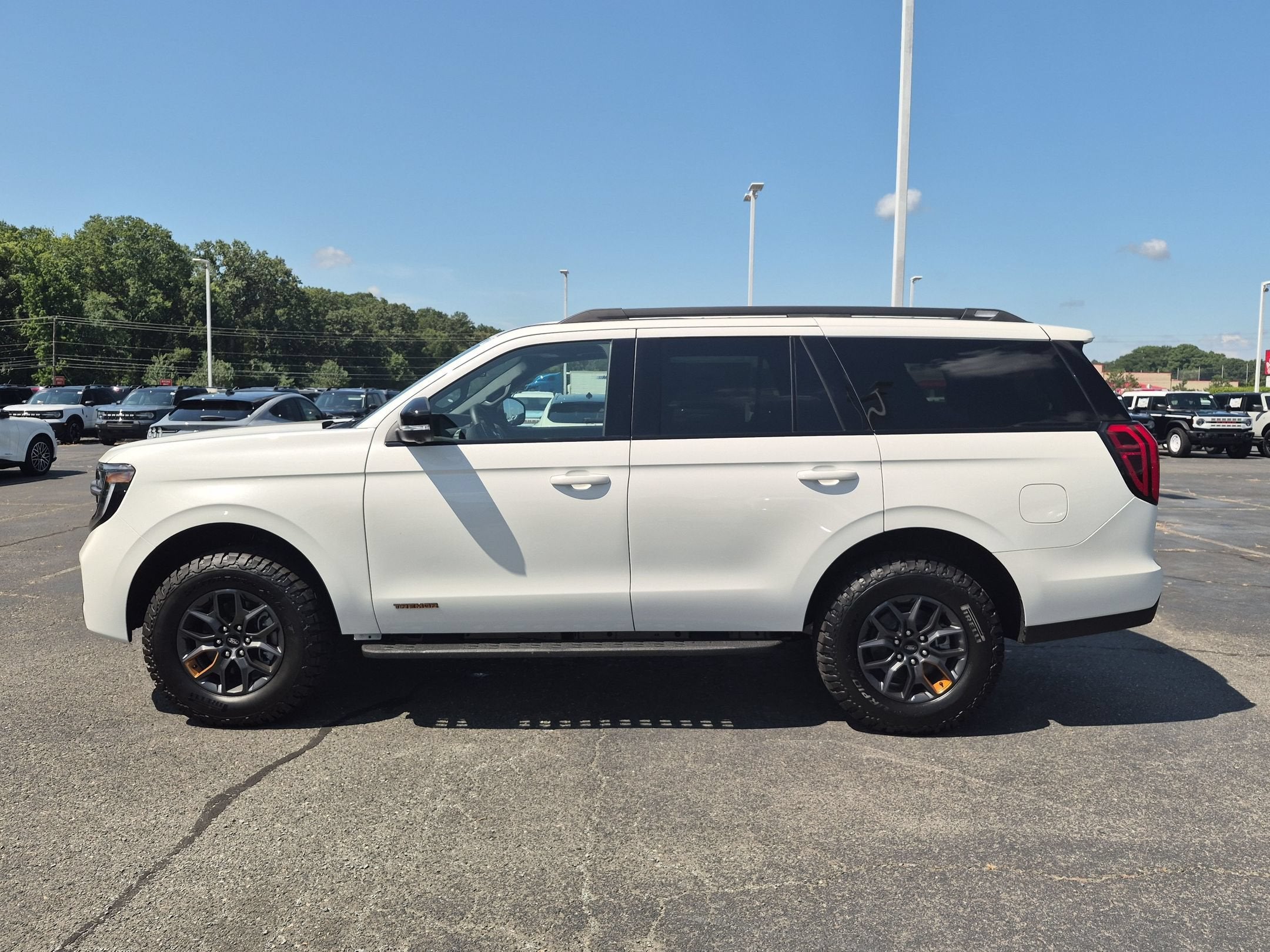 2027 Ford Expedition Tremor