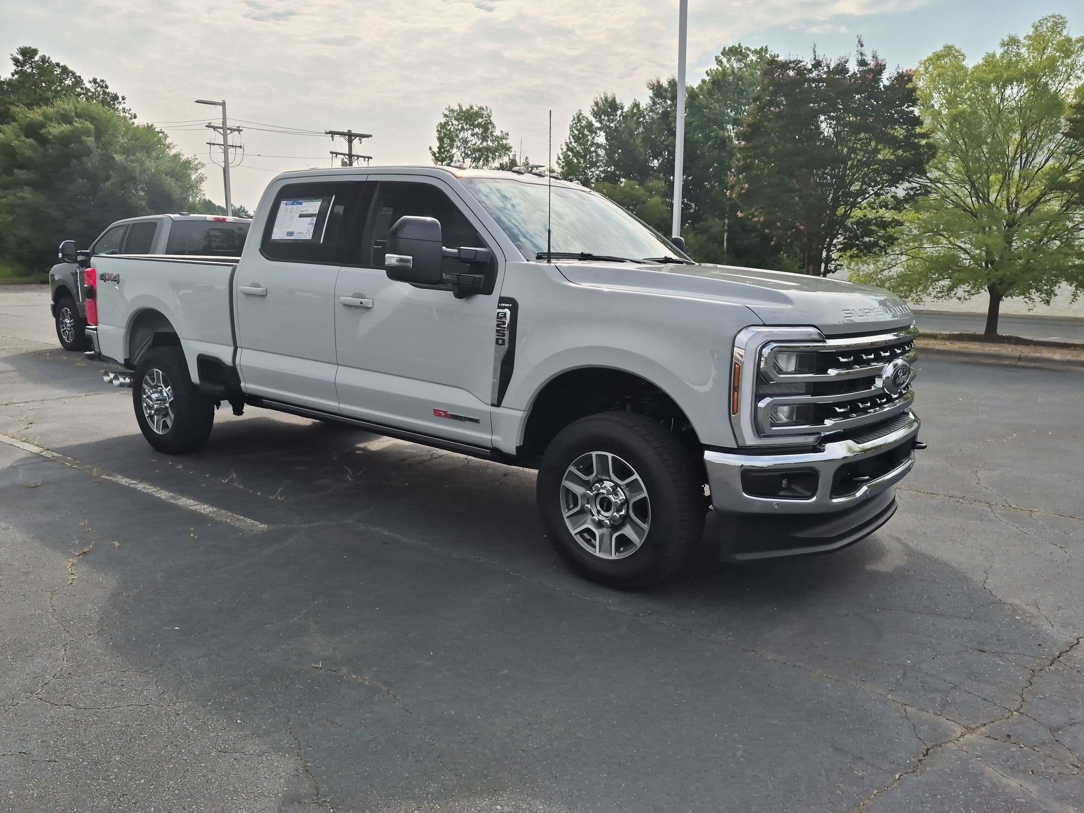 2026 Ford Super Duty F-250 SRW LARIAT