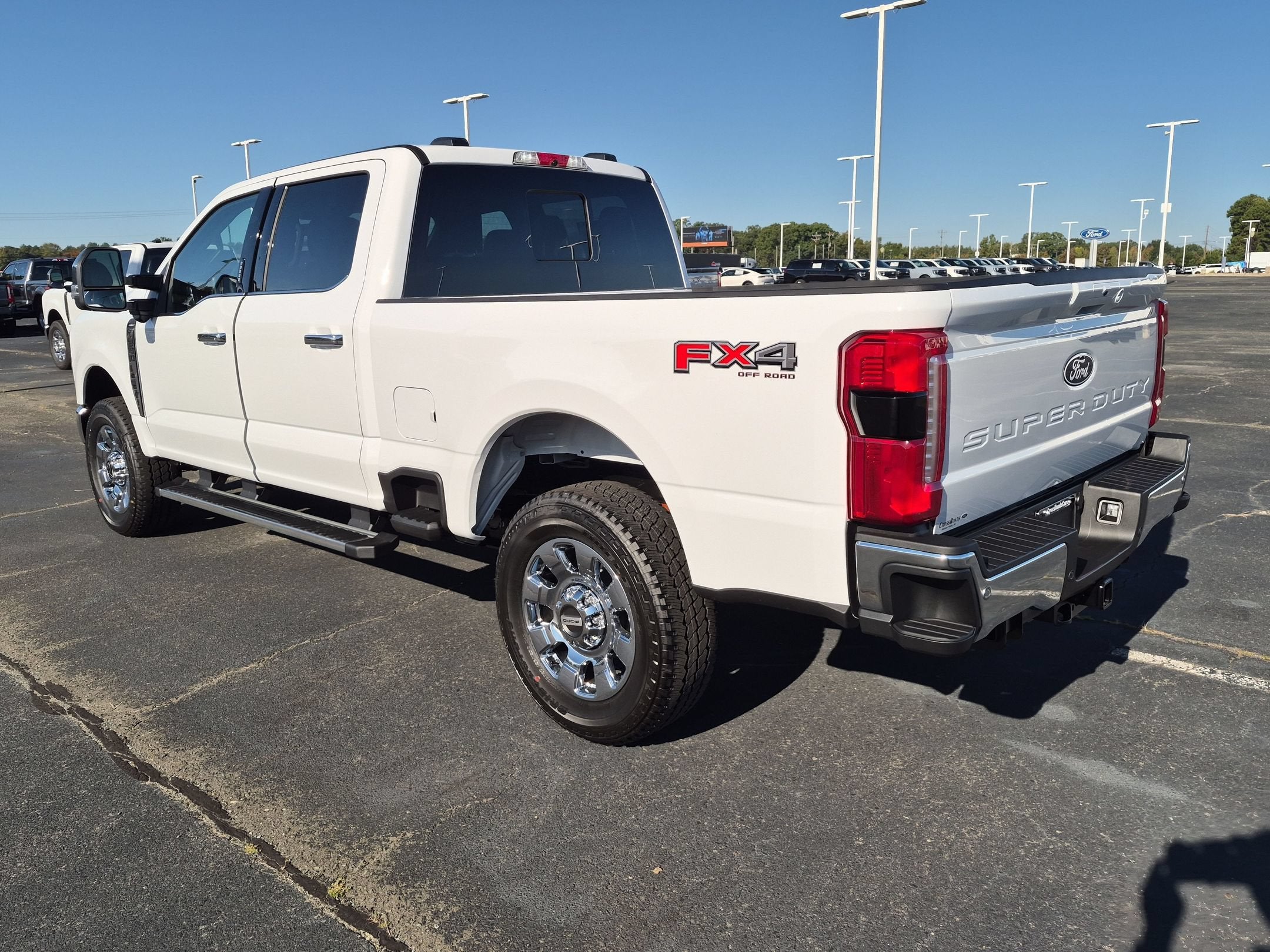 2027 Ford Super Duty F-250 SRW LARIAT