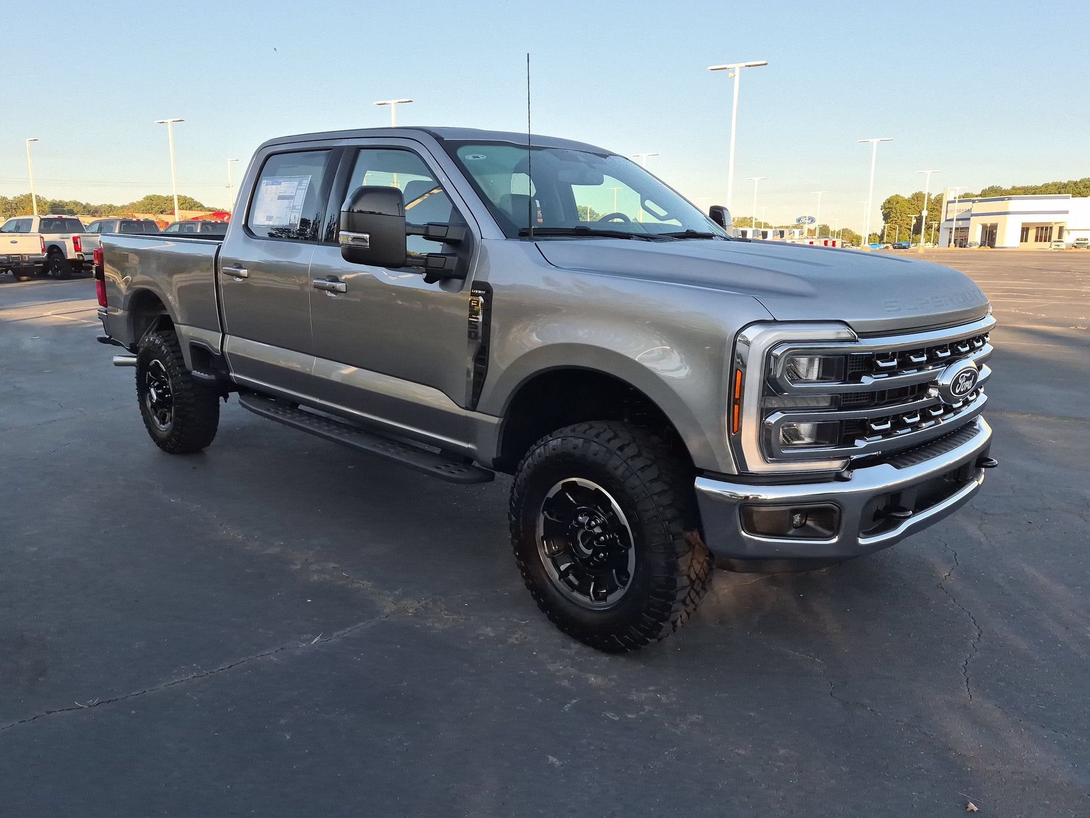 2027 Ford Super Duty F-250 SRW LARIAT
