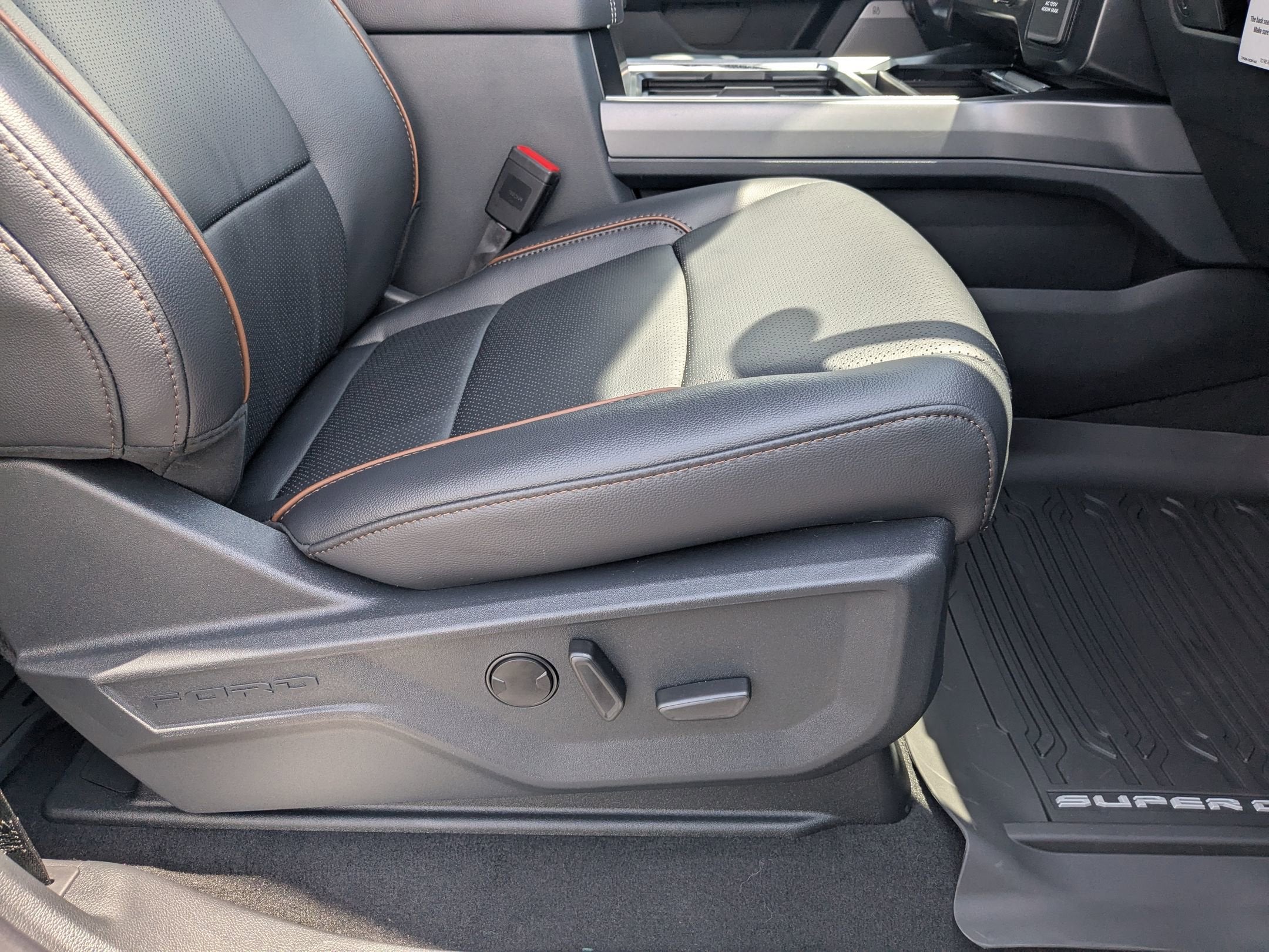 2025 Ford Super Duty F-250 SRW LARIAT