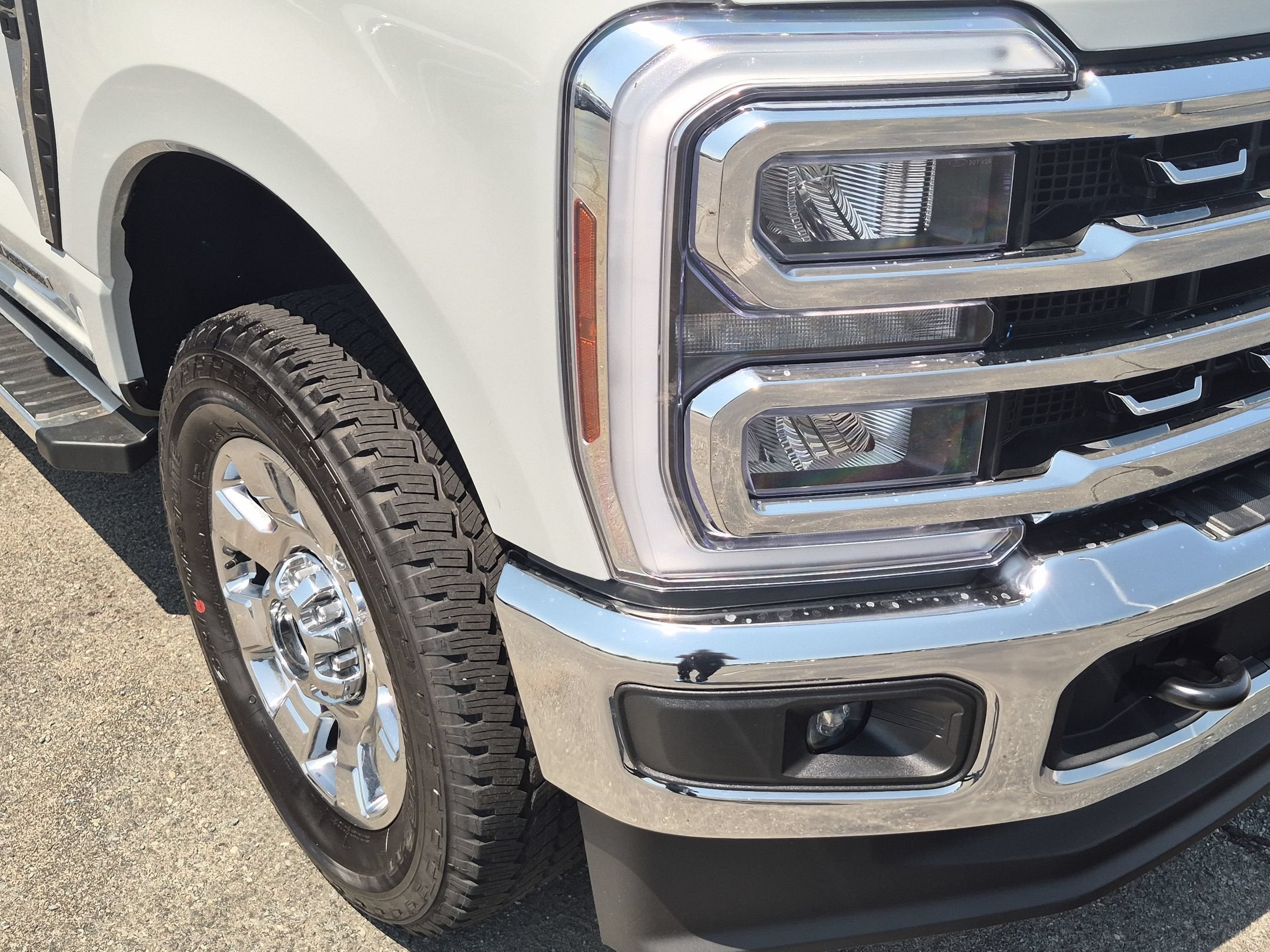 2026 Ford Super Duty F-250 SRW LARIAT