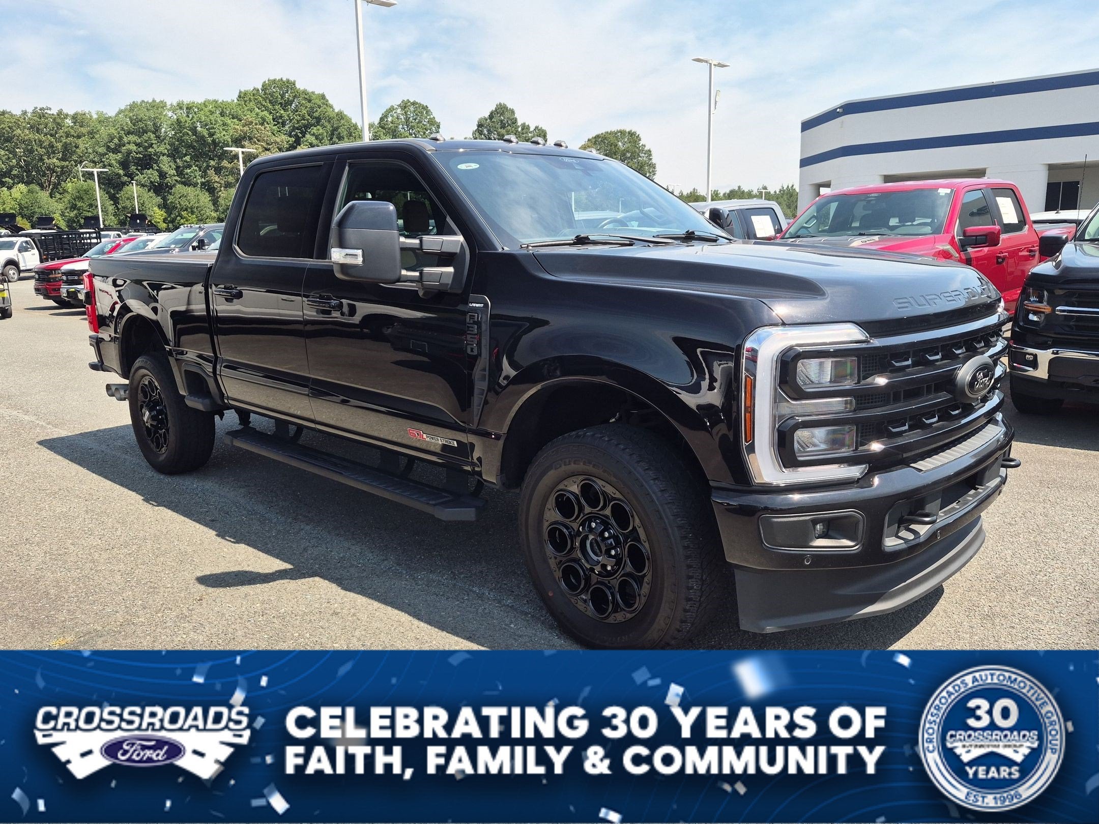 2024 Ford Super Duty F-350 SRW LARIAT