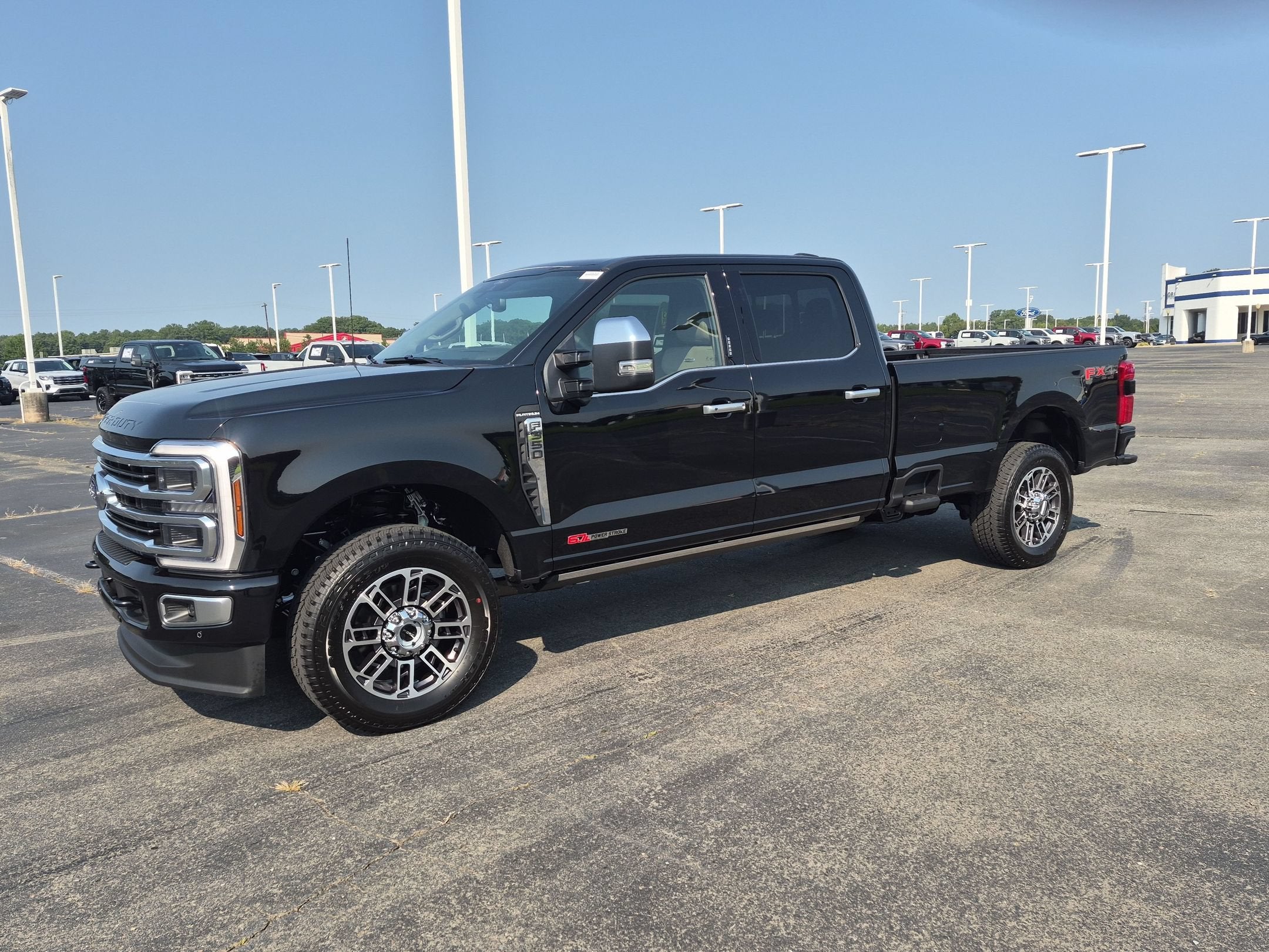 2026 Ford Super Duty F-350 SRW F-350® Platinum®