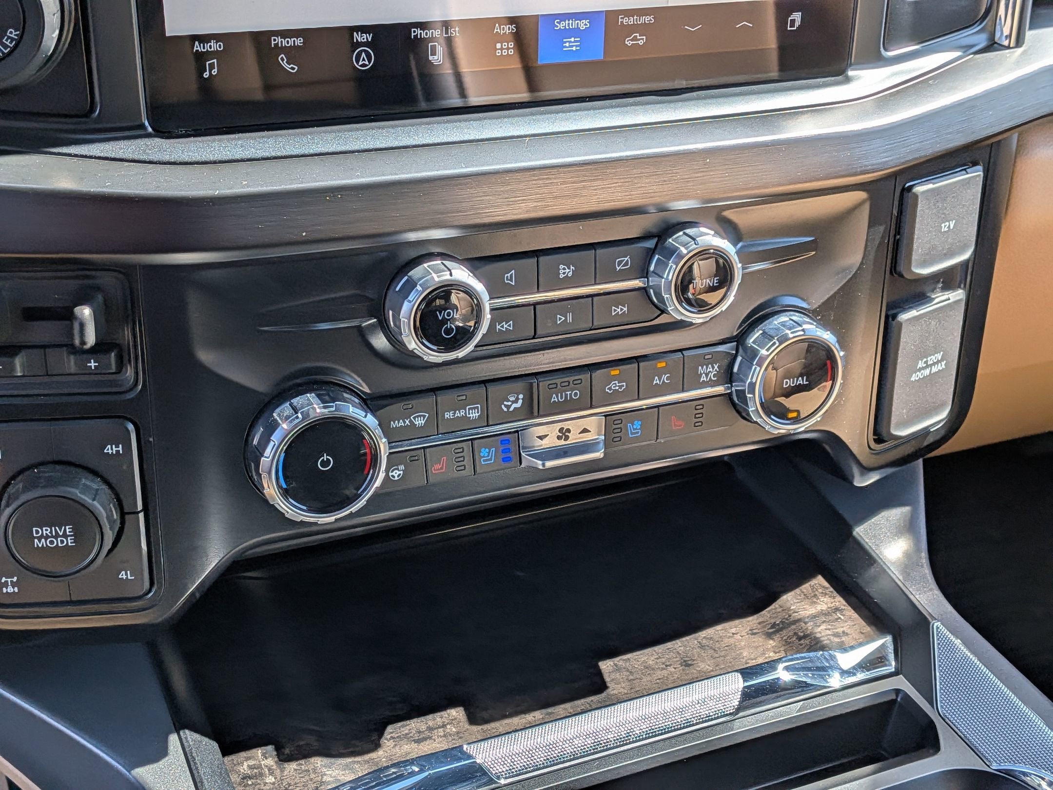 2024 Ford Super Duty F-350 SRW LARIAT