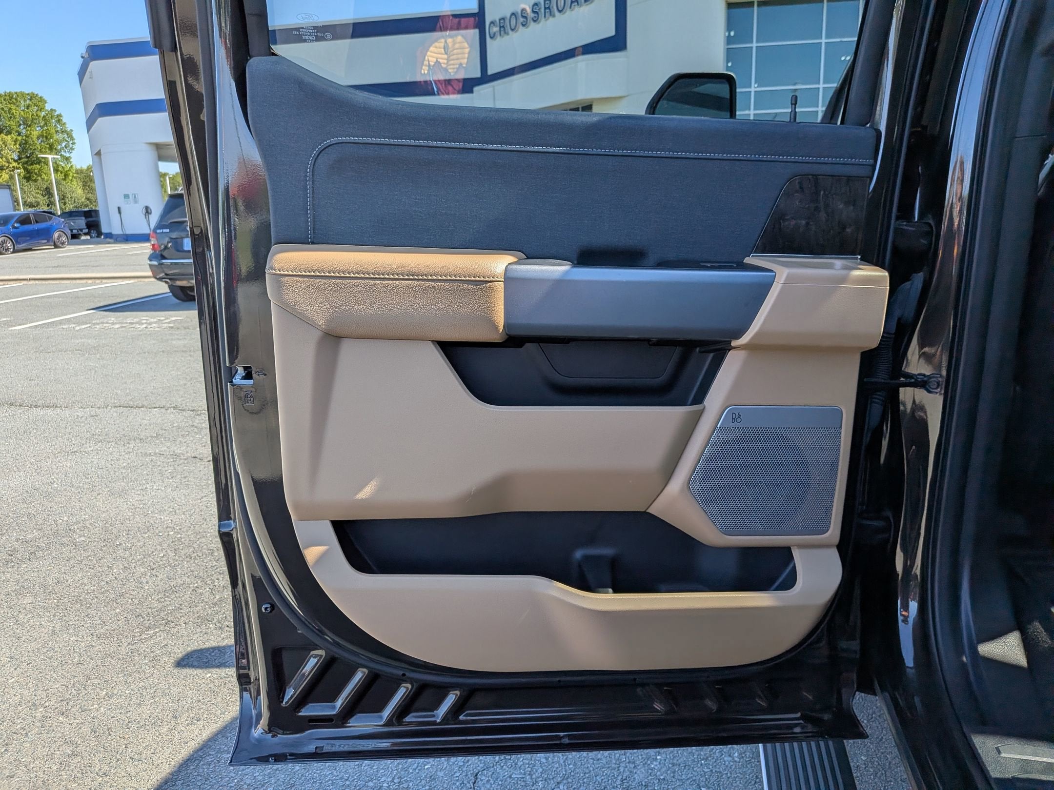 2024 Ford Super Duty F-350 SRW LARIAT