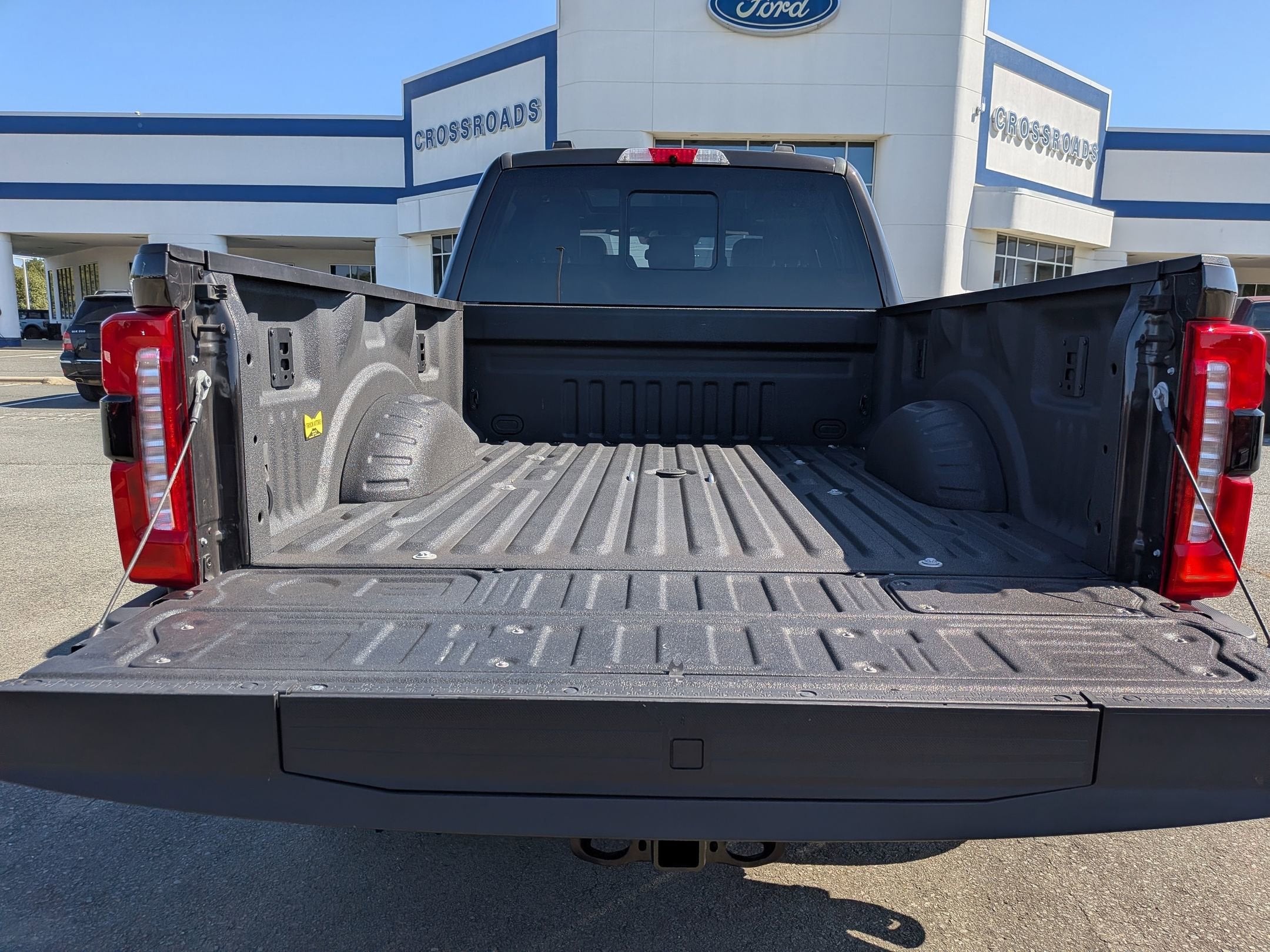 2024 Ford Super Duty F-350 SRW LARIAT