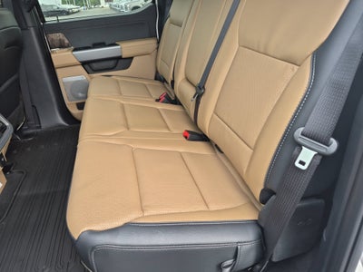 2026 Ford Super Duty F-350 DRW LARIAT