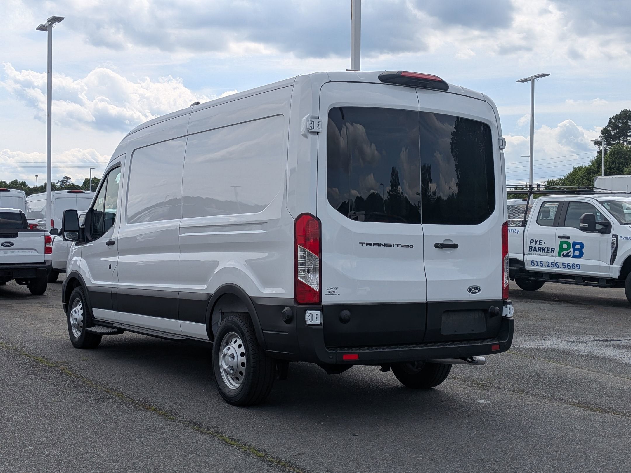 2026 Ford Transit Cargo Van Base