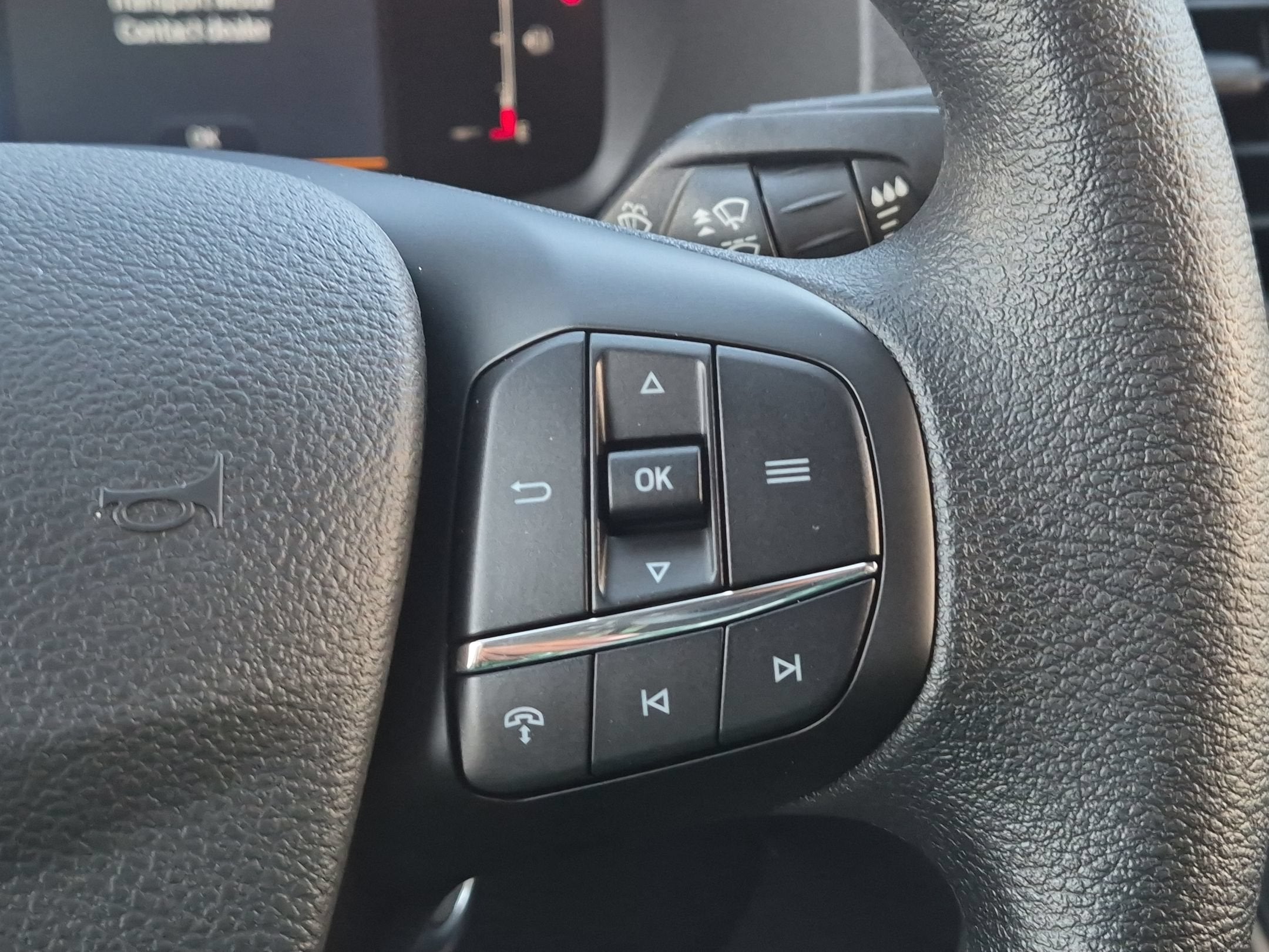 2026 Ford Transit Cargo Van Base