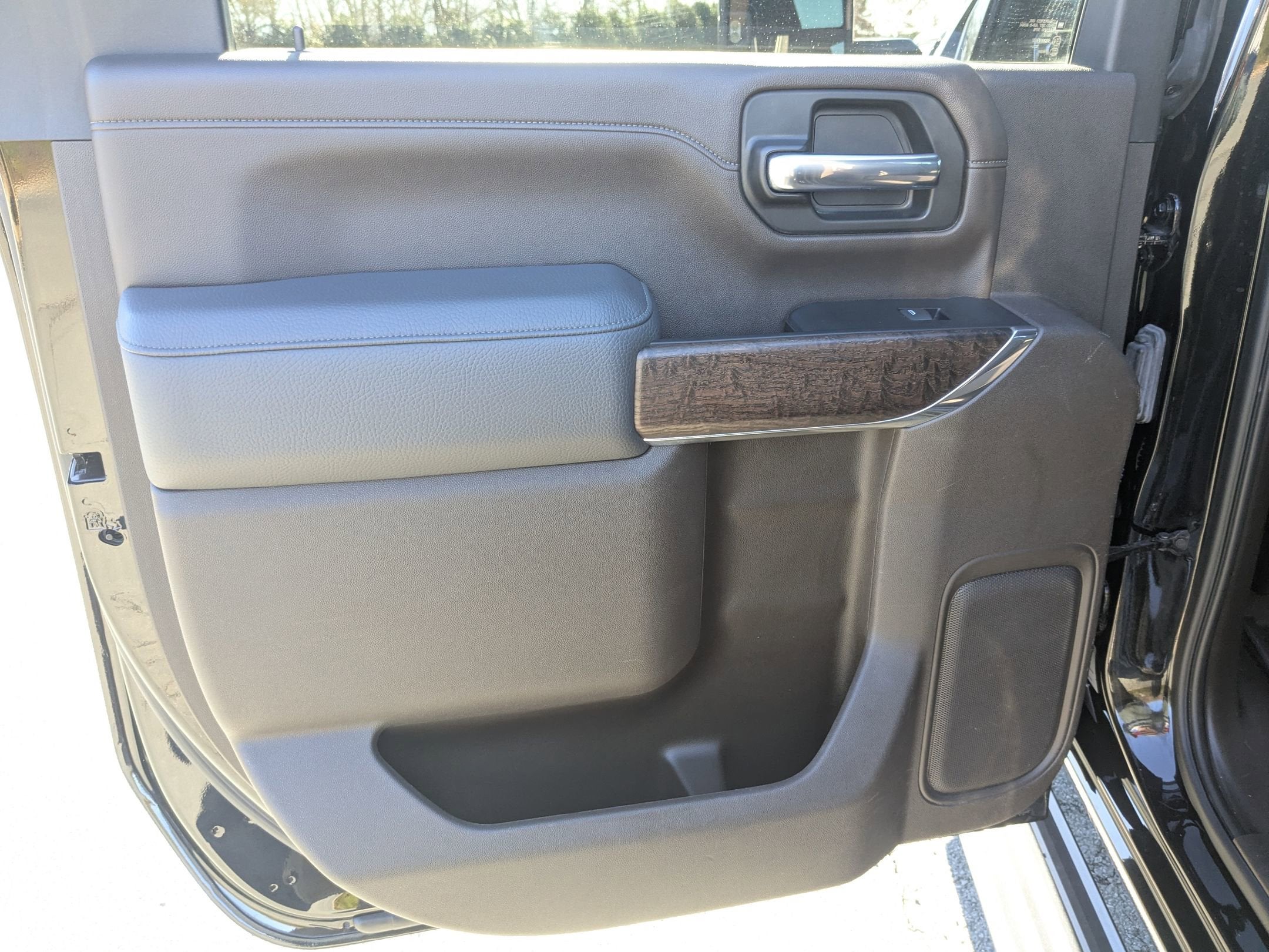 2023 GMC Sierra 2500HD Denali