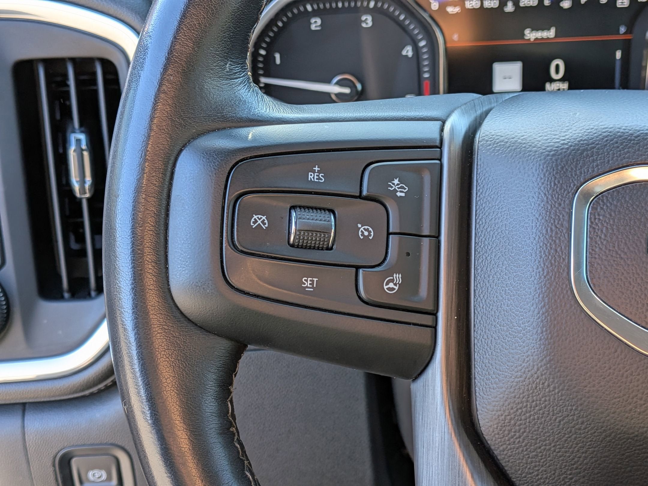 2023 GMC Sierra 2500HD Denali