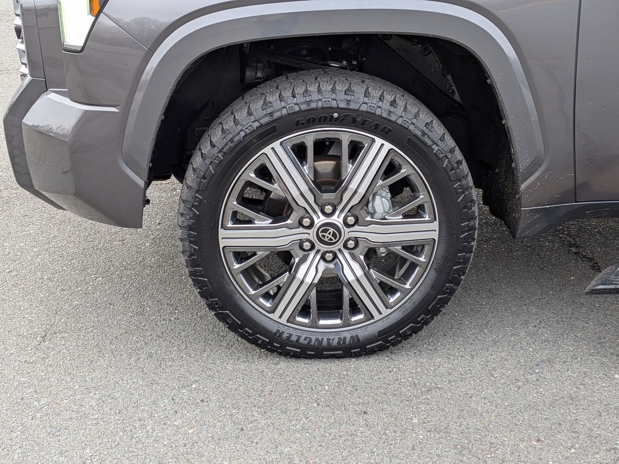 2023 Toyota Tundra 4WD Capstone Hybrid