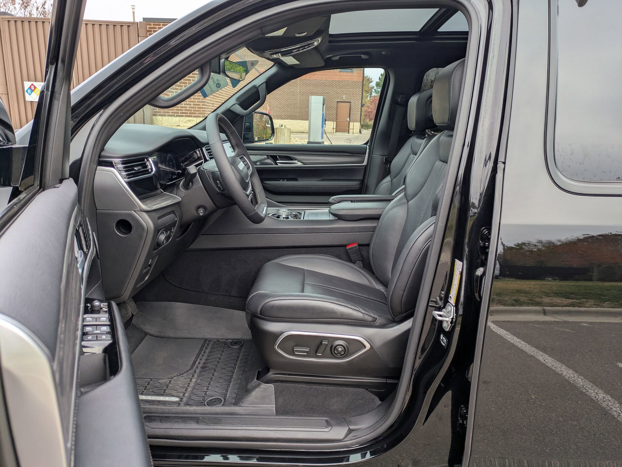 2024 Jeep Wagoneer Series III