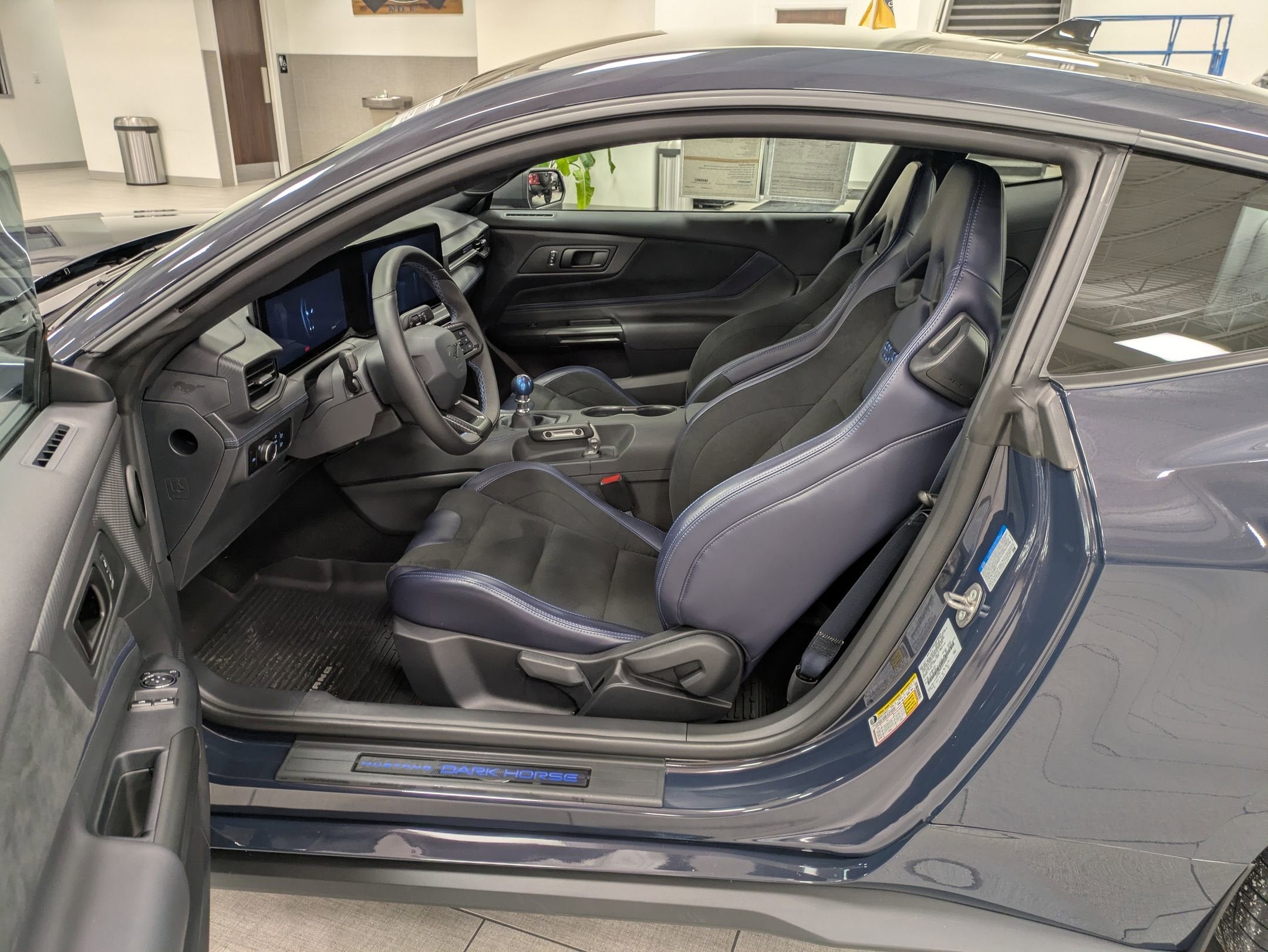 2025 Ford Mustang Dark Horse