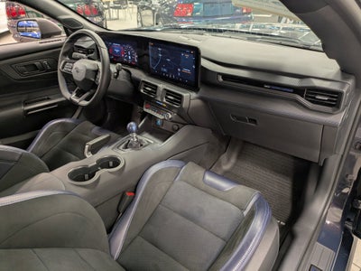 2025 Ford Mustang Dark Horse