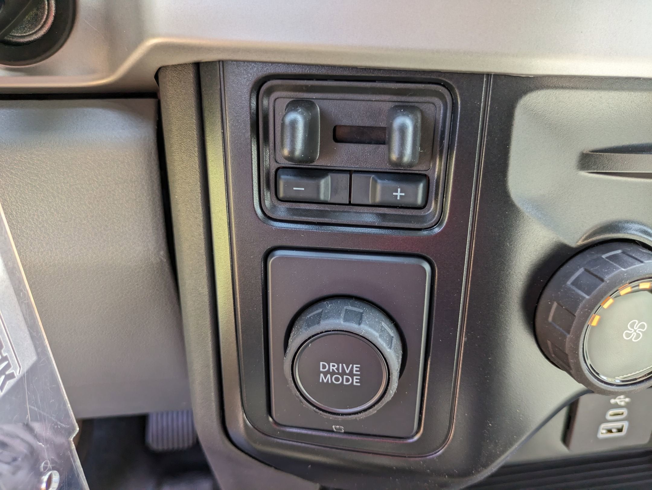 2025 Ford Super Duty F-450 DRW XL