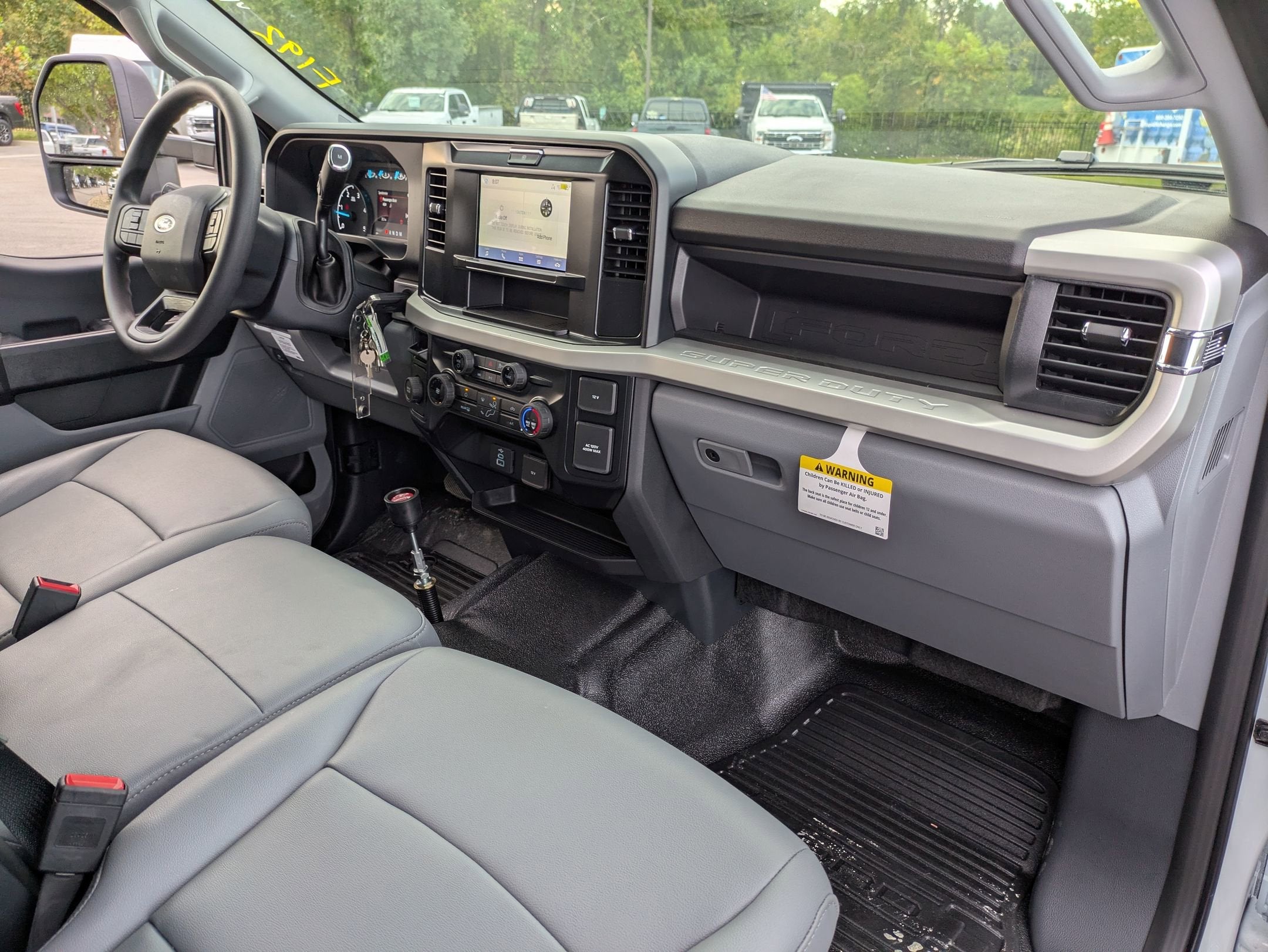 2025 Ford Super Duty F-550 DRW XL