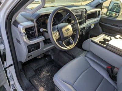 2026 Ford Super Duty F-550 DRW XL